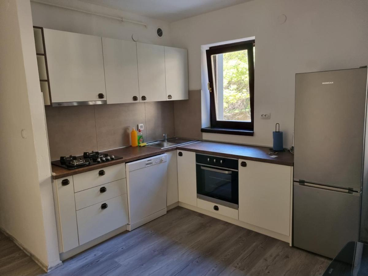 Appartamento Maki Pola Esterno foto