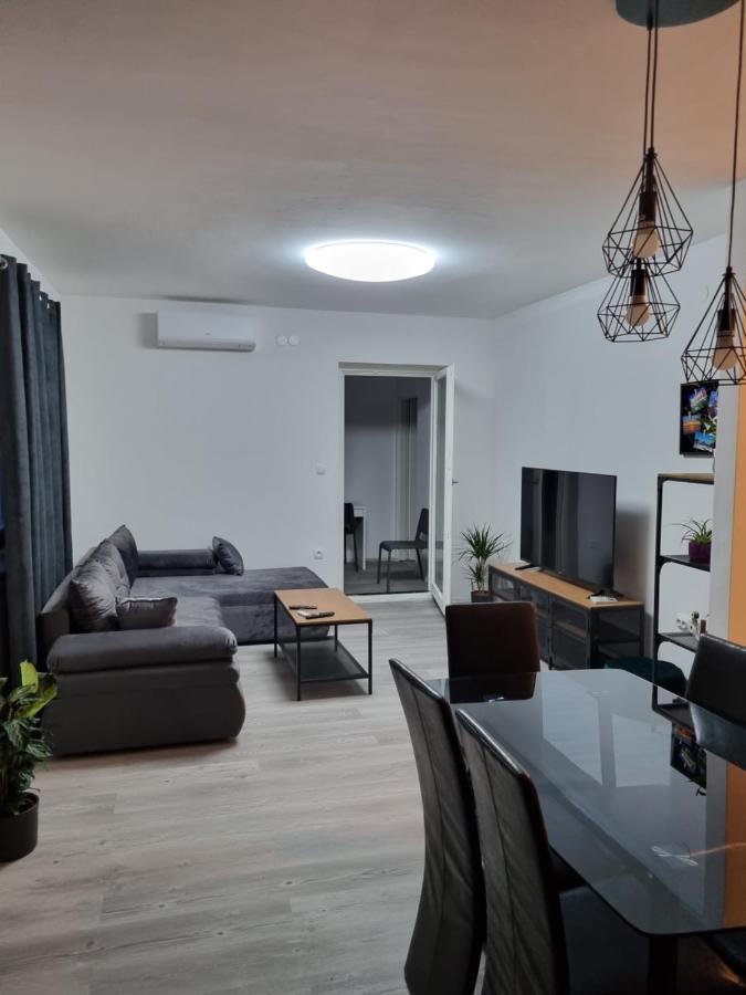 Appartamento Maki Pola Esterno foto