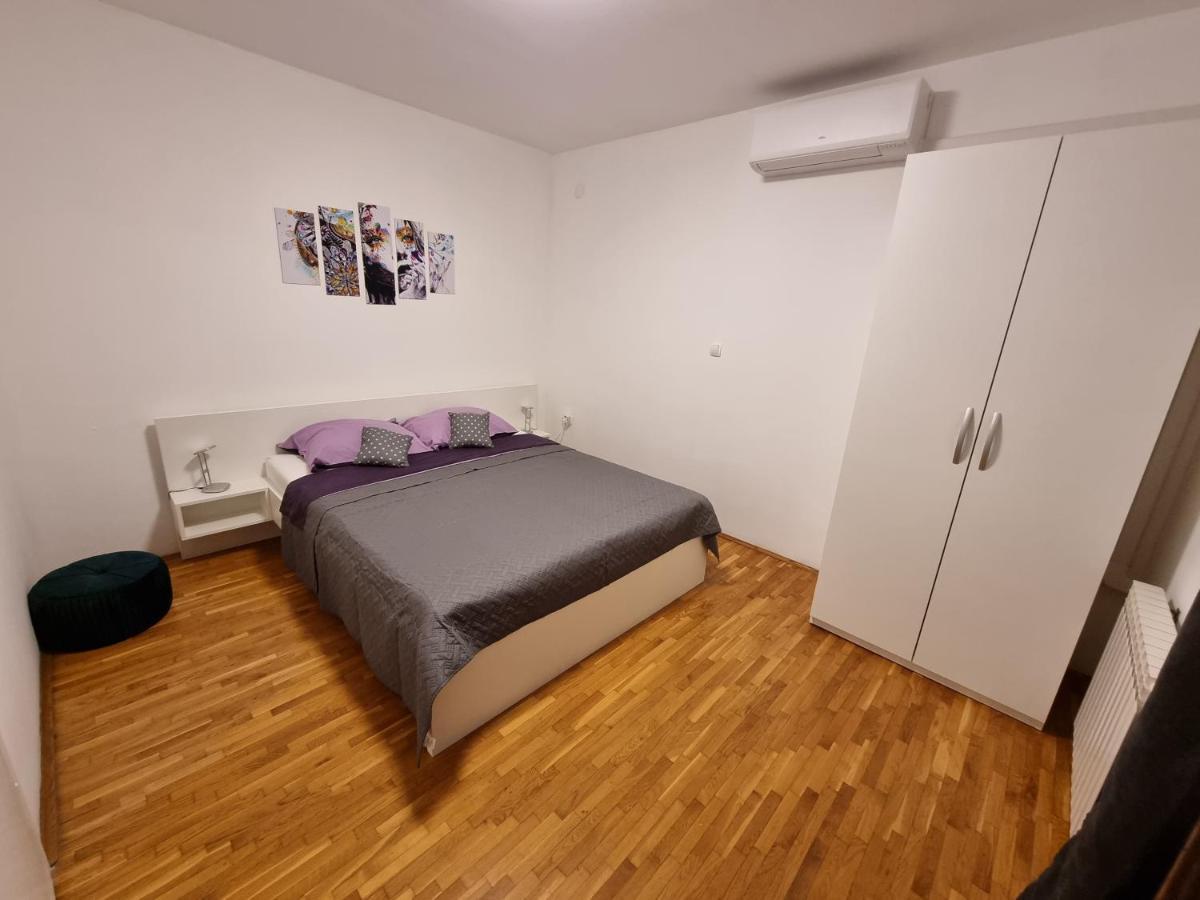 Appartamento Maki Pola Esterno foto